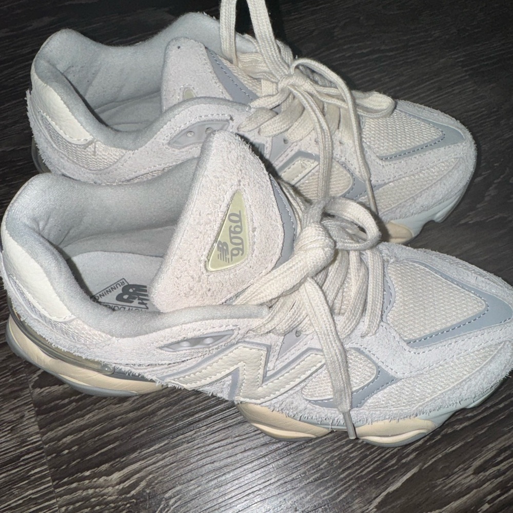 New Balance 9060 Quartz Grey